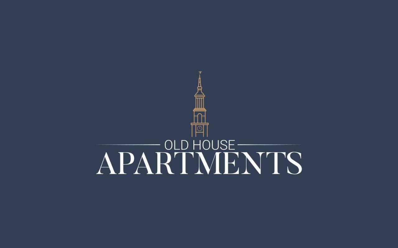 Old House Apartments พอซนาน ภายนอก รูปภาพ