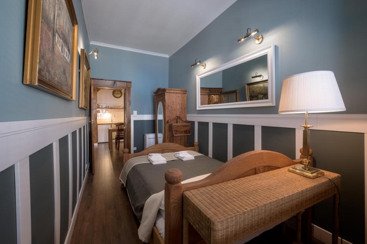 Old House Apartments พอซนาน ภายนอก รูปภาพ